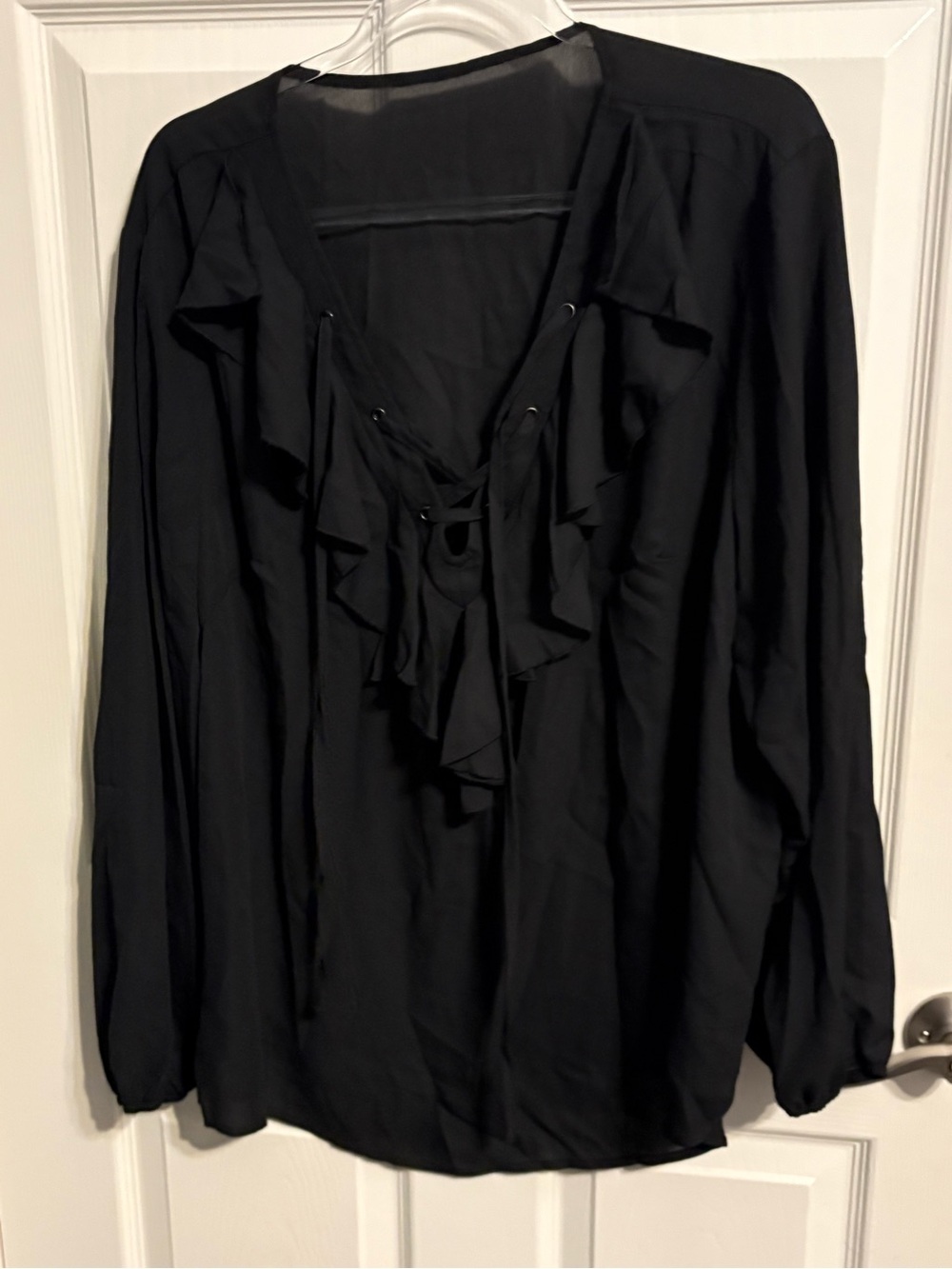 247- SHEIN Black Ruffle Lace-Up V-Neck Blouse